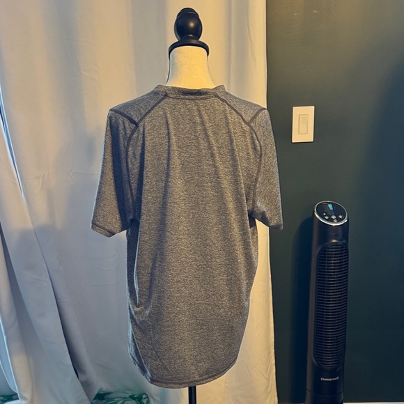 NWOT Adidas Heather Gray V-Neck Tee Freelift Climalite Large - Picture 4 of 8